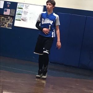 Meet your Posher, Devin